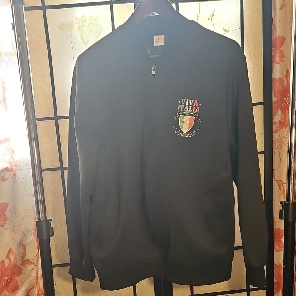 Stylish Black Polyester Blend Jacket - image 1